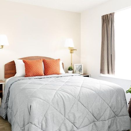 Intown Suites Extended Stay Clearwater Fl Bagian luar foto